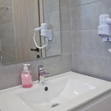 Vaso Hotel Platanés