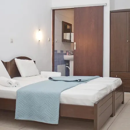 Vaso Hotel *